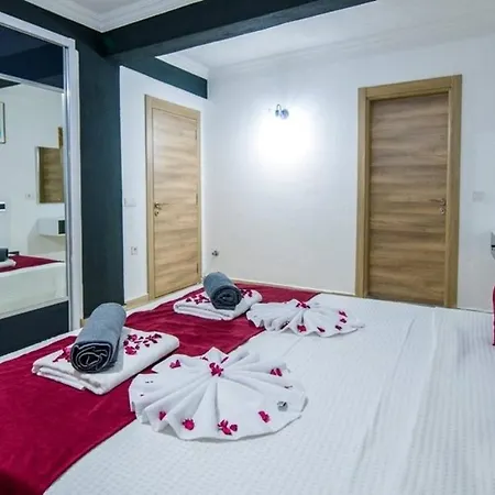 Magic With Private Pool And Jacuzzi Bezirgan